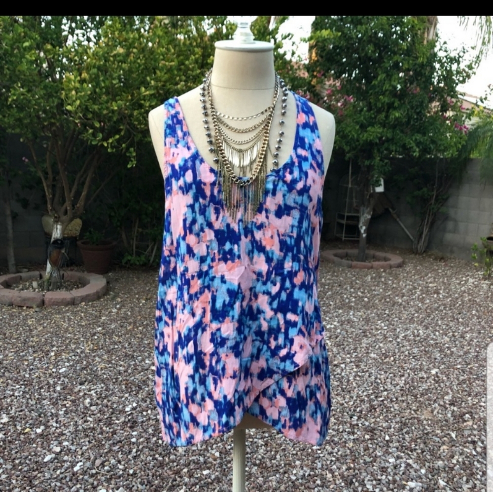 Splendid colorful print top